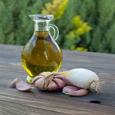 Garlic Essential Oil 4